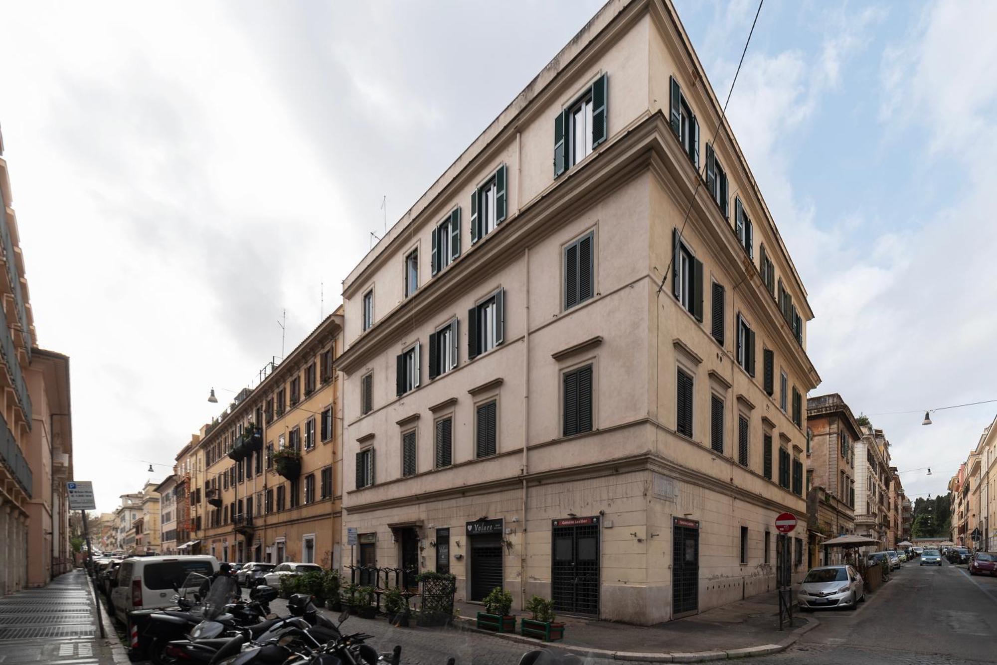 Colosseo & San Clemente Apartment Roma Dış mekan fotoğraf